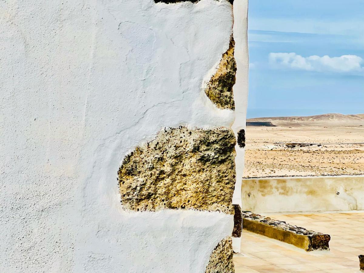 Canaryislandshost L The Sky Suites Tinajo Buitenkant foto