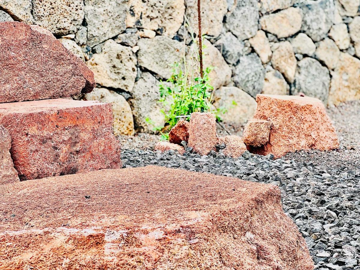 Canaryislandshost L The Sky Suites Tinajo Buitenkant foto